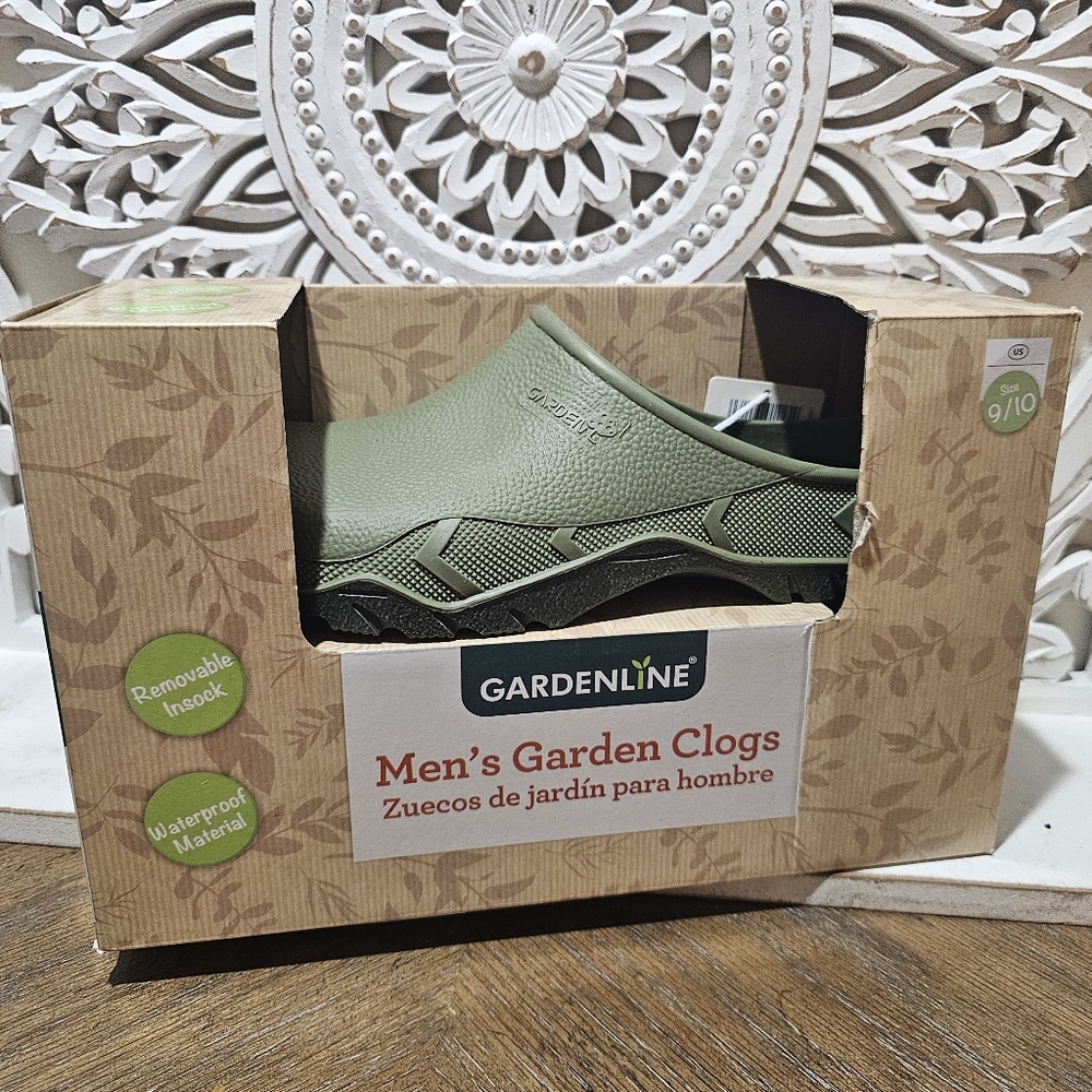 Men's Olive Slip-On Garden Clogs 9/10